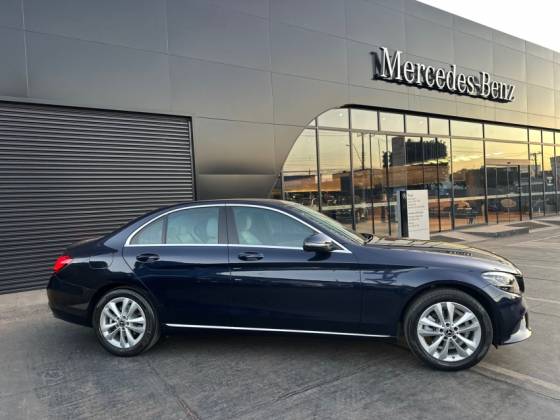 MERCEDES-BENZ C 180 1.6 CGI FLEX AVANTGARDE 9G-TRONIC MERCEDES-BENZ C 180 1.6 CGI FLEX AVANTGARDE 9G-TRONIC